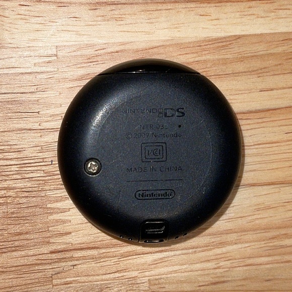 Pokémon Nintendo DS Poke Walker - Picture 2 of 2